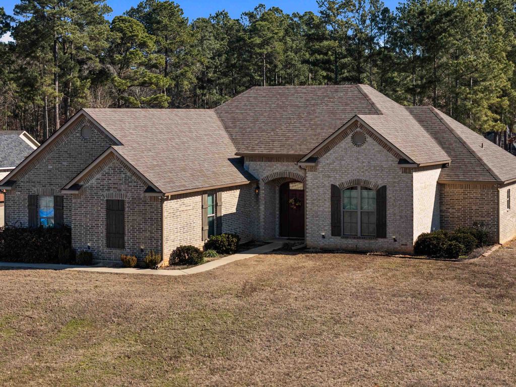 118 Kallan Rd, Diana, TX 75640
