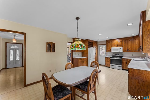 150 Patricia Drive, Stratford, CT 06614