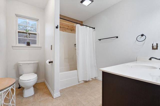 16 Kendal Drive, Bella Vista, AR 72714