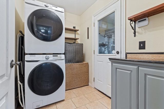 16 Kendal Drive, Bella Vista, AR 72714