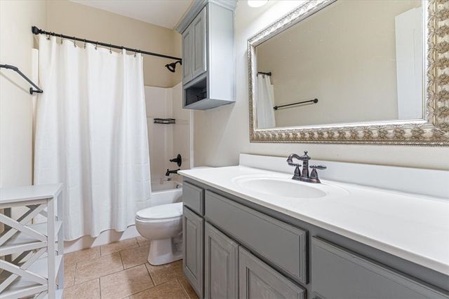 16 Kendal Drive, Bella Vista, AR 72714