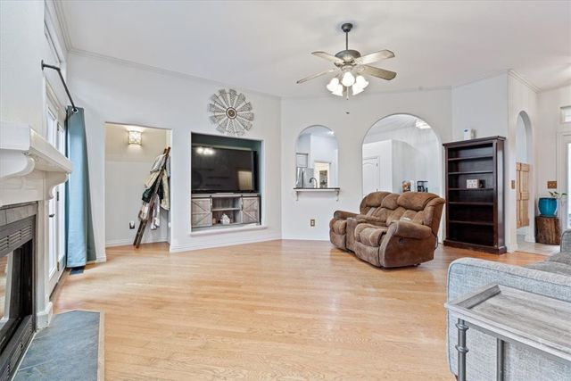 16 Kendal Drive, Bella Vista, AR 72714