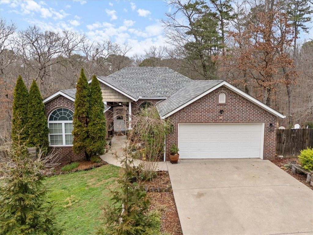 16 Kendal Drive, Bella Vista, AR 72714