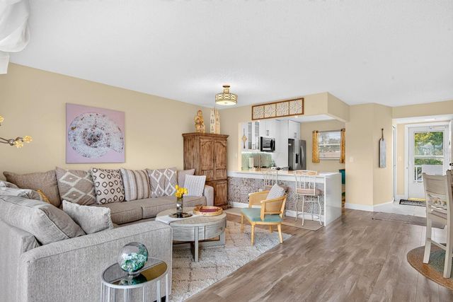 4240 IRONWOOD CIRCLE 302A, Bradenton, FL 34209