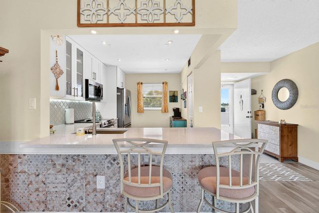 4240 IRONWOOD CIRCLE 302A, Bradenton, FL 34209