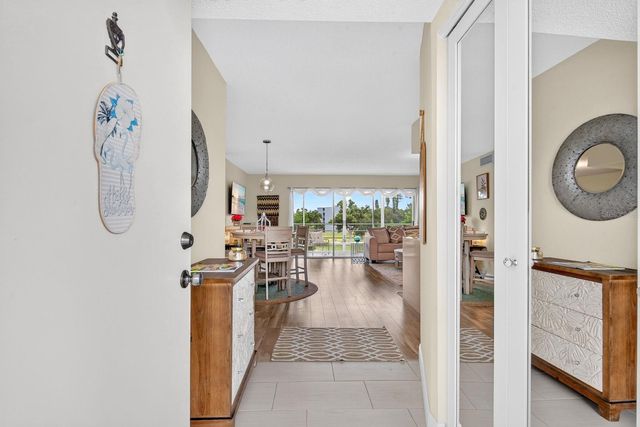 4240 IRONWOOD CIRCLE 302A, Bradenton, FL 34209