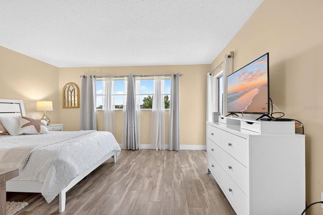 4240 IRONWOOD CIRCLE 302A, Bradenton, FL 34209