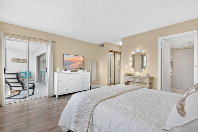 4240 IRONWOOD CIRCLE 302A, Bradenton, FL 34209