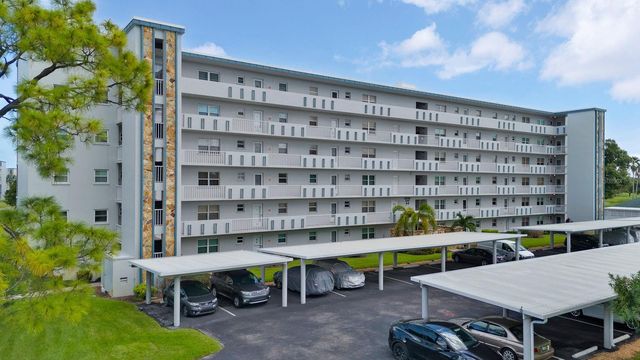 4240 IRONWOOD CIRCLE 302A, Bradenton, FL 34209