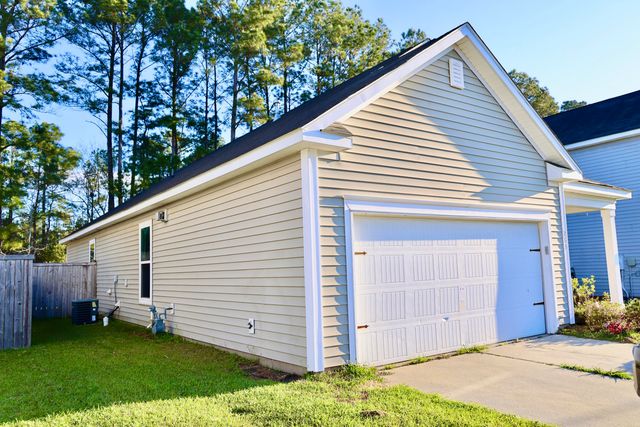 265 Oglethorpe Circle, Moncks Corner, SC 29461