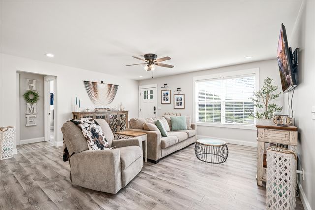 2643 Cloverdale Dr, Cookeville, TN 38506