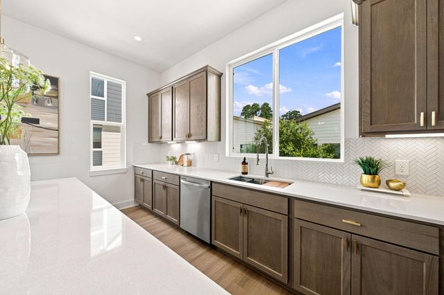 1658 W Tidwell Road, Houston, TX 77091
