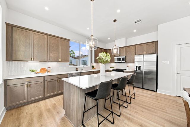 1658 W Tidwell Road, Houston, TX 77091