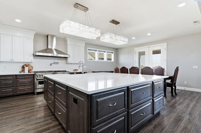 89050 E Calico Road, Kennewick, WA 99338