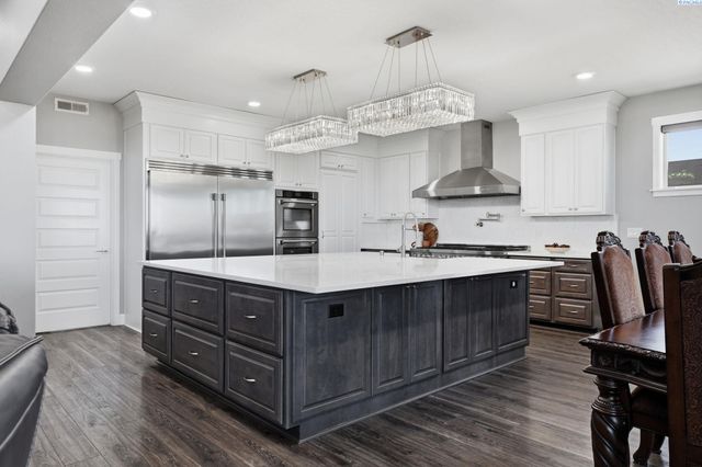 89050 E Calico Road, Kennewick, WA 99338