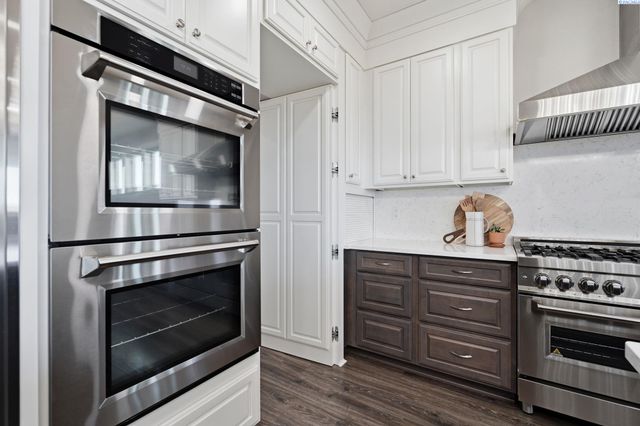 89050 E Calico Road, Kennewick, WA 99338