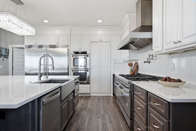 89050 E Calico Road, Kennewick, WA 99338