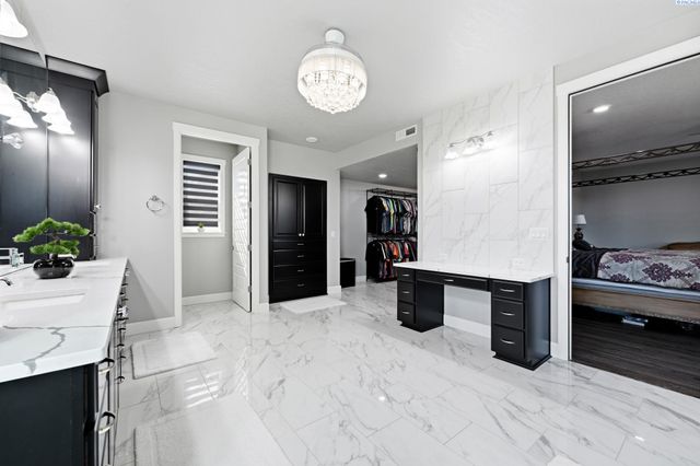 89050 E Calico Road, Kennewick, WA 99338