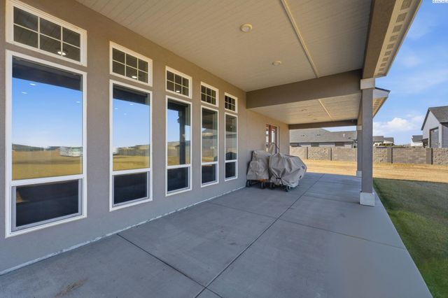 89050 E Calico Road, Kennewick, WA 99338