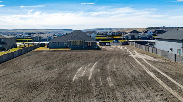 89050 E Calico Road, Kennewick, WA 99338