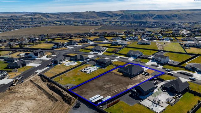 89050 E Calico Road, Kennewick, WA 99338