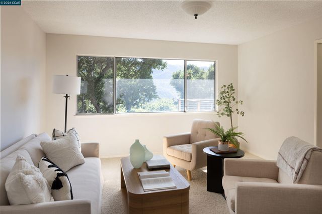 12 Marquard Rd, Carmel Valley, CA 93924