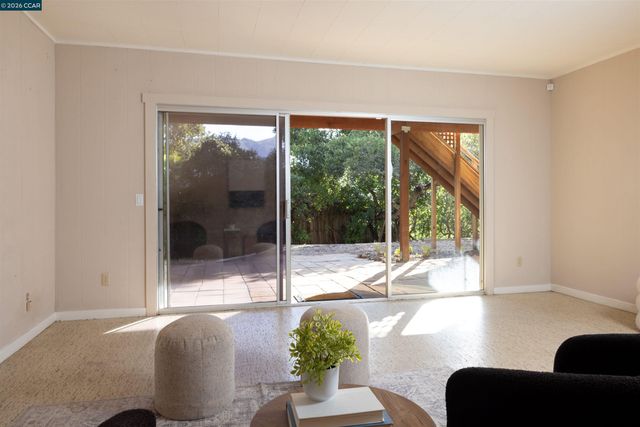 12 Marquard Rd, Carmel Valley, CA 93924