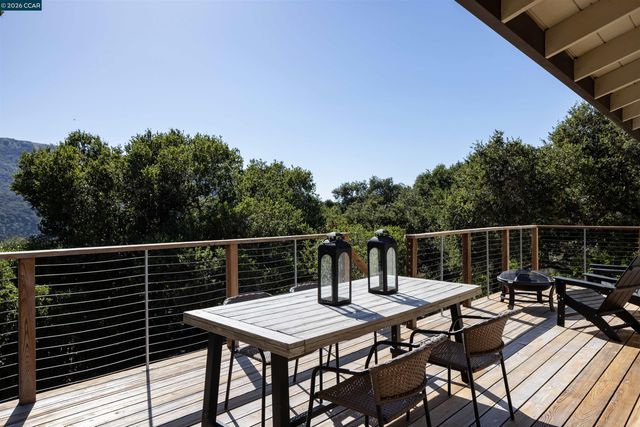 12 Marquard Rd, Carmel Valley, CA 93924