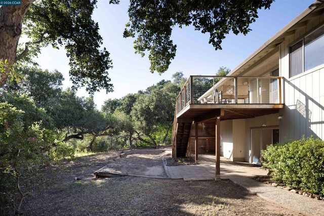 12 Marquard Rd, Carmel Valley, CA 93924