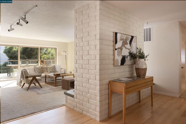 12 Marquard Rd, Carmel Valley, CA 93924
