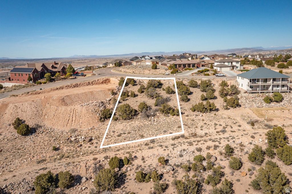 Image 11 of property listing at 2583 W Carmel Canyon Dr Unit 6, Cedar City, UT 84720