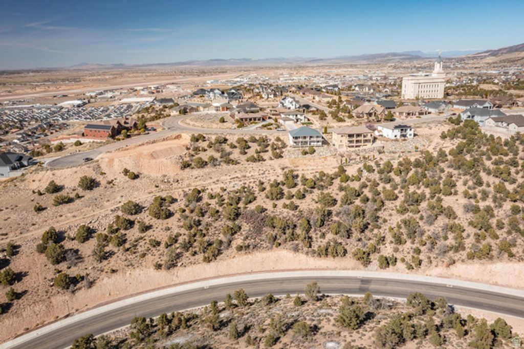 Image 20 of property listing at 2583 W Carmel Canyon Dr Unit 6, Cedar City, UT 84720