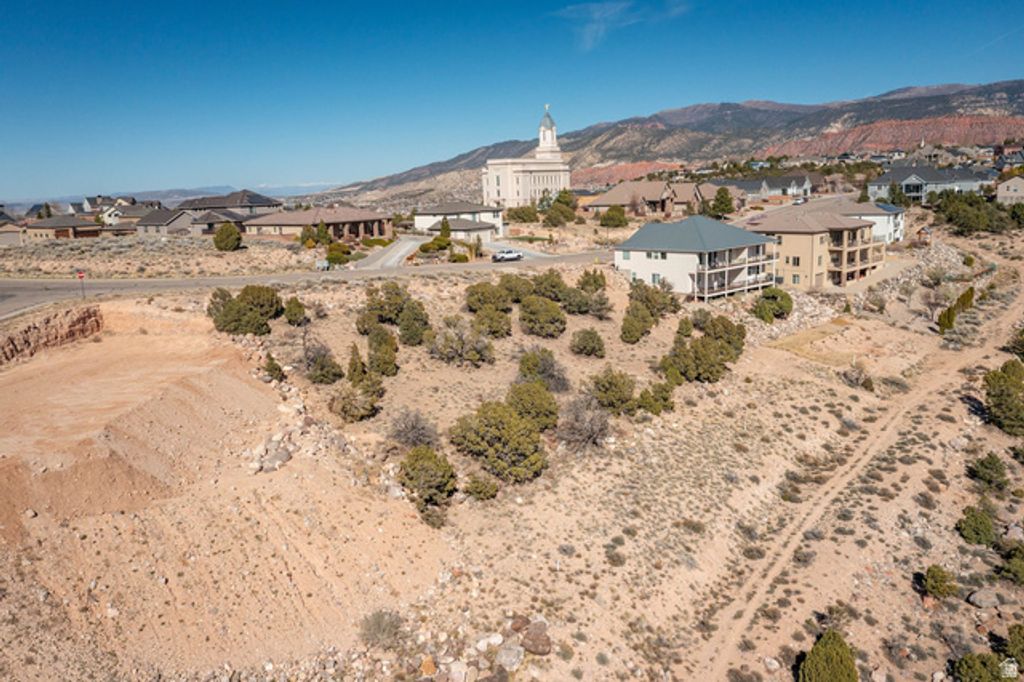 Image 22 of property listing at 2583 W Carmel Canyon Dr Unit 6, Cedar City, UT 84720