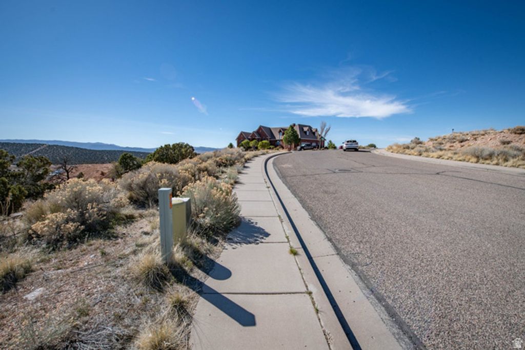 Image 23 of property listing at 2583 W Carmel Canyon Dr Unit 6, Cedar City, UT 84720