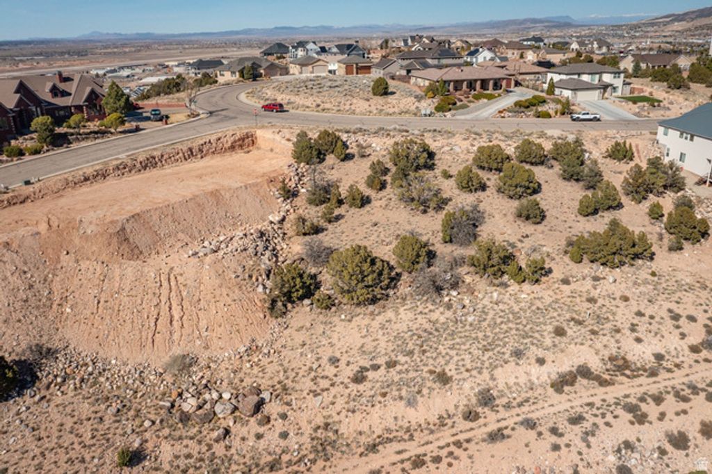 Image 30 of property listing at 2583 W Carmel Canyon Dr Unit 6, Cedar City, UT 84720