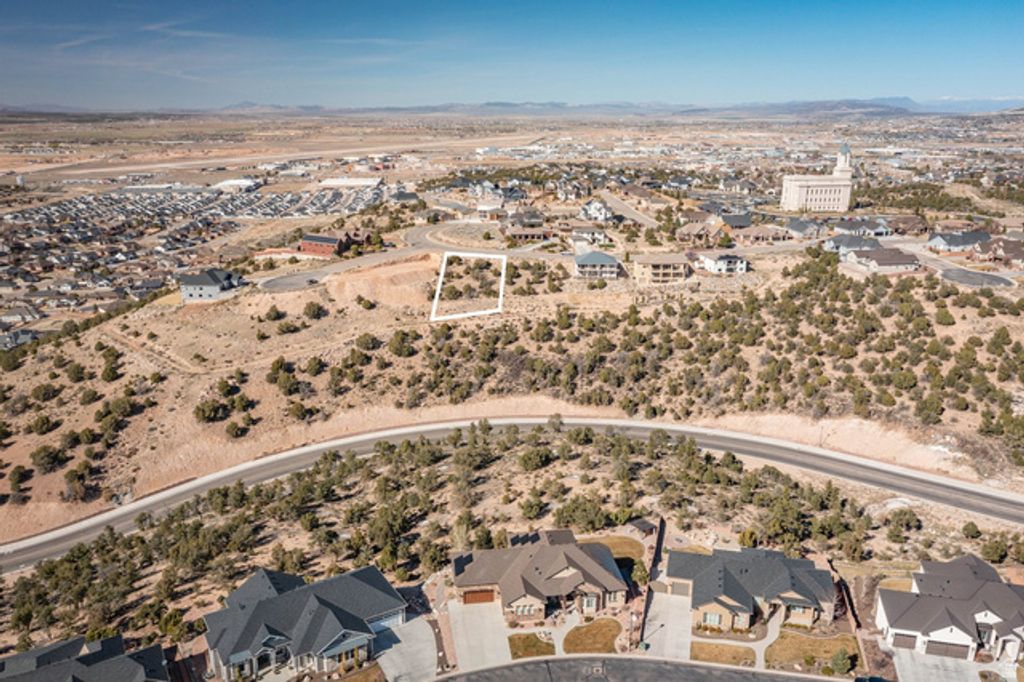 Image 34 of property listing at 2583 W Carmel Canyon Dr Unit 6, Cedar City, UT 84720