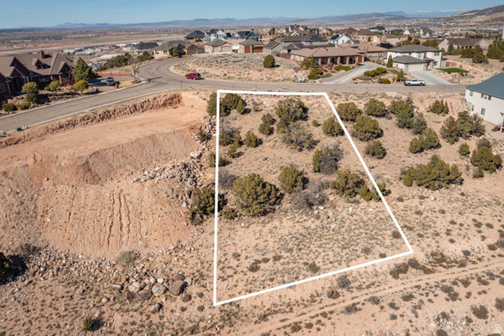 Image 10 of property listing at 2583 W Carmel Canyon Dr Unit 6, Cedar City, UT 84720