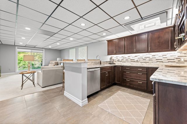 21186 Lilac Lane, Clinton Twp, MI 48036