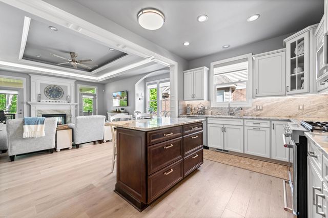 21186 Lilac Lane, Clinton Twp, MI 48036