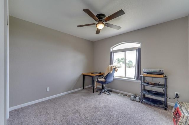 632 E Tanager Dr, Pueblo West, CO 81007