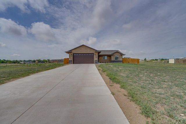 632 E Tanager Dr, Pueblo West, CO 81007