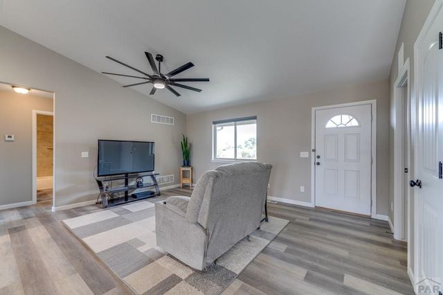 632 E Tanager Dr, Pueblo West, CO 81007
