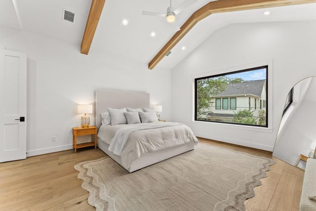 2628 Sunset Boulevard, West University Place, TX 77005