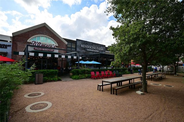 2628 Sunset Boulevard, West University Place, TX 77005