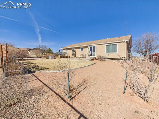 1182 W Broken Bow Drive, Pueblo West, CO 81007