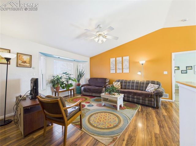 1182 W Broken Bow Drive, Pueblo West, CO 81007