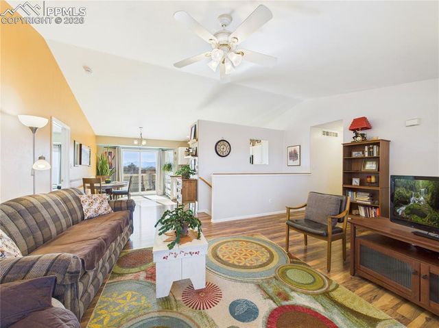 1182 W Broken Bow Drive, Pueblo West, CO 81007