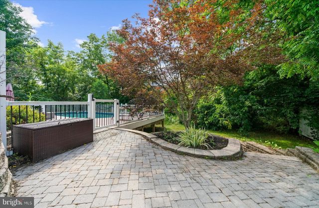 207 BALSAM DR, Douglassville, PA 19518