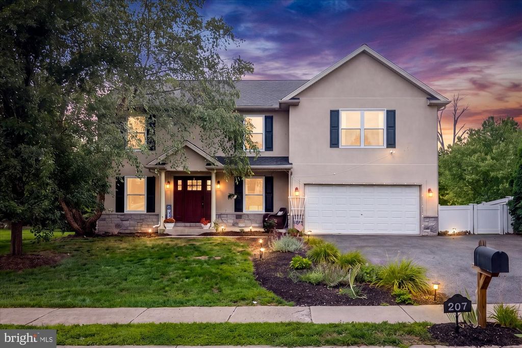 207 BALSAM DR, Douglassville, PA 19518