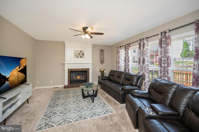 15082 STEPPING STONE DR, Haymarket, VA 20169